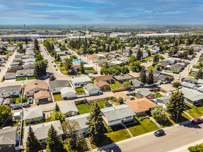 Mayland Heights neighbourhood in Calgary