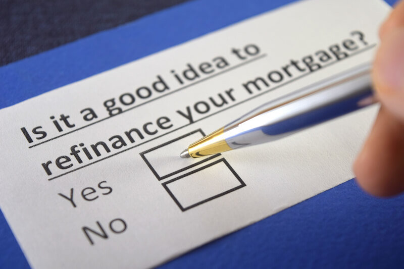 Questionnaire asking whether refinancing a mortgage makes sense